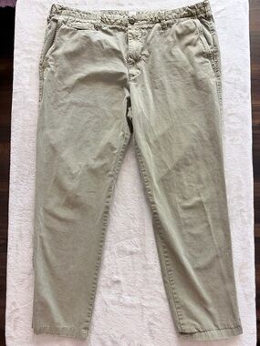 GAP Slim Fit Chino Pants Mens 38x32 Hemmed to 28 Olive Khaki